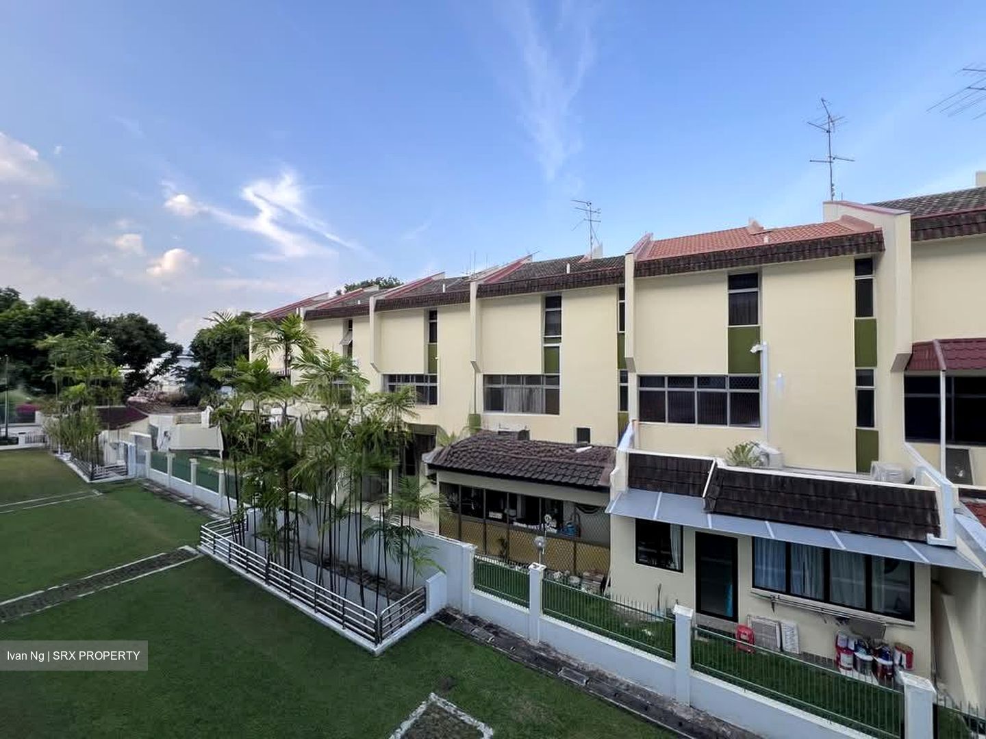 The Tropic Gardens (D16), Condominium #596855761